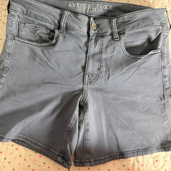 American Eagle Outfitters | Women's Midi Shorts | Faded Blue | US 12 - Picture 1 of 7